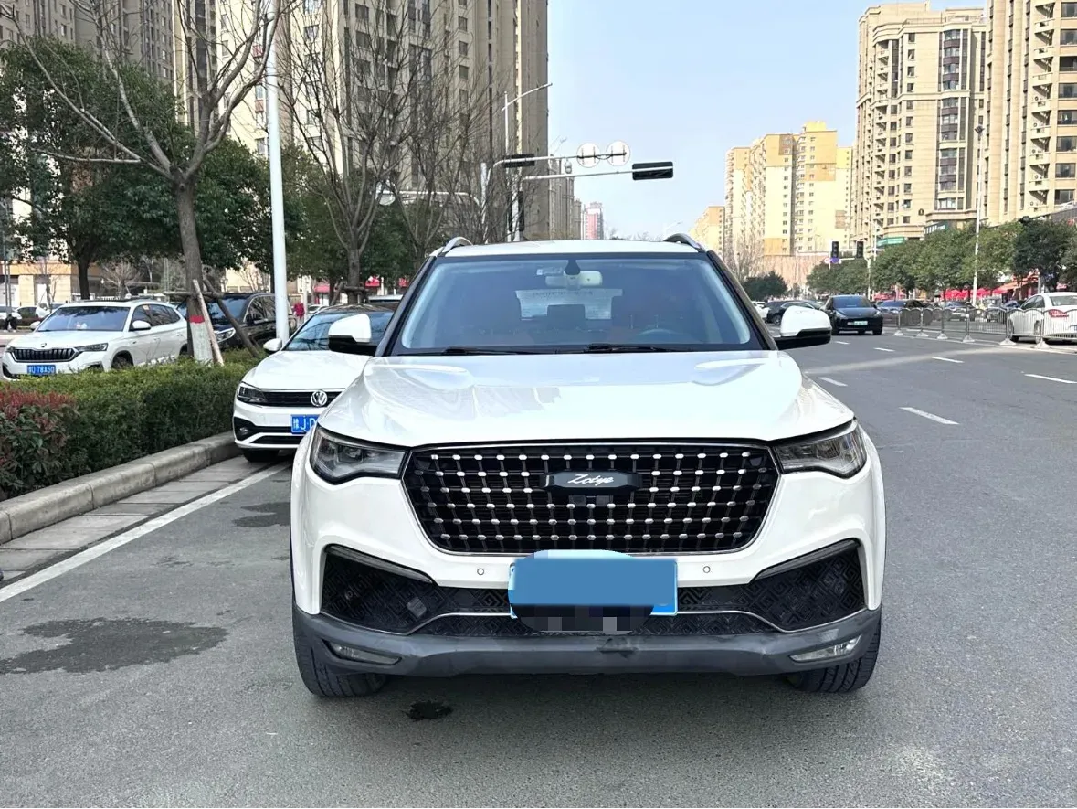 2017 Zotye T700 1.8T 177HP L4 6DCT,autocango,china used car exporter,china ev exporter,chinese used car exporter,chinese used ev exporter
