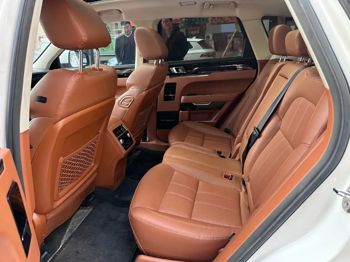 2017 Zotye T700 1.8T 177HP L4 6DCT,autocango,china used car exporter,china ev exporter,chinese used car exporter,chinese used ev exporter