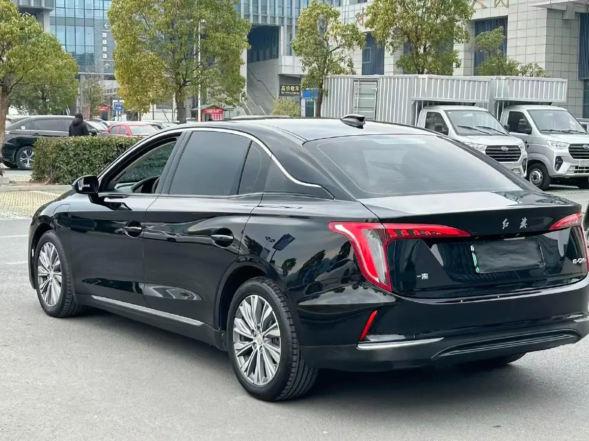 2022 HongQi E-QM5 BEV 54KWH,autocango,china used car exporter,china ev exporter,chinese used car exporter,chinese used ev exporter
