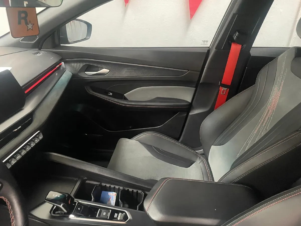 2022 Geely Binray 1.5T 181HP L4 7DCT,autocango,china used car exporter,china ev exporter,chinese used car exporter,chinese used ev exporter