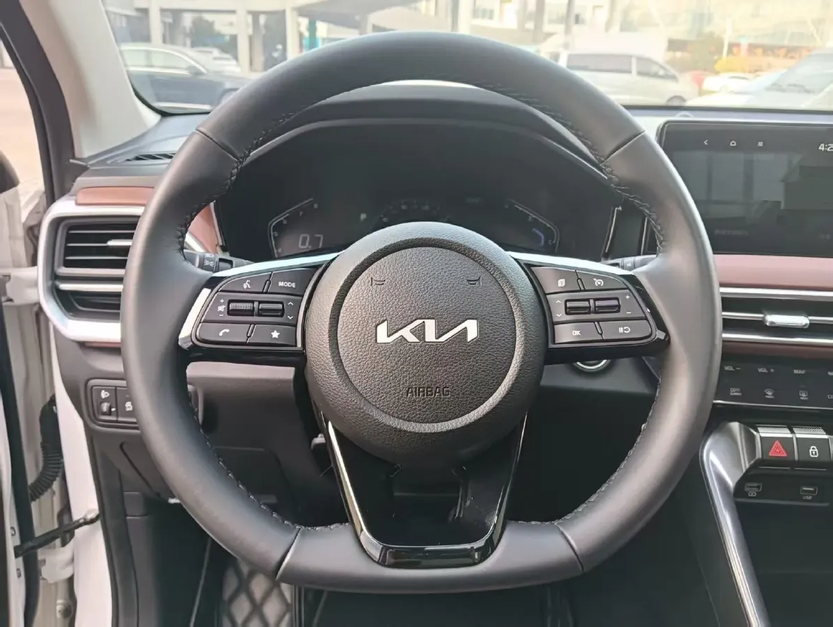 2021 Kia Sportage R 2.0L 161HP L4 6AT,autocango,china used car exporter,china ev exporter,chinese used car exporter,chinese used ev exporter