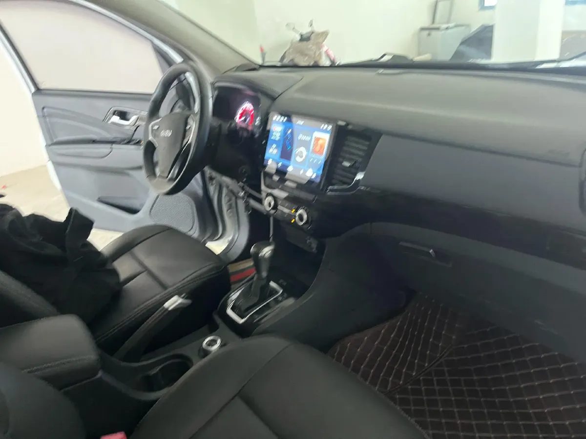 2019 Isuzu LingTuo 2.5T 129HP L4 6AT,autocango,china used car exporter,china ev exporter,chinese used car exporter,chinese used ev exporter