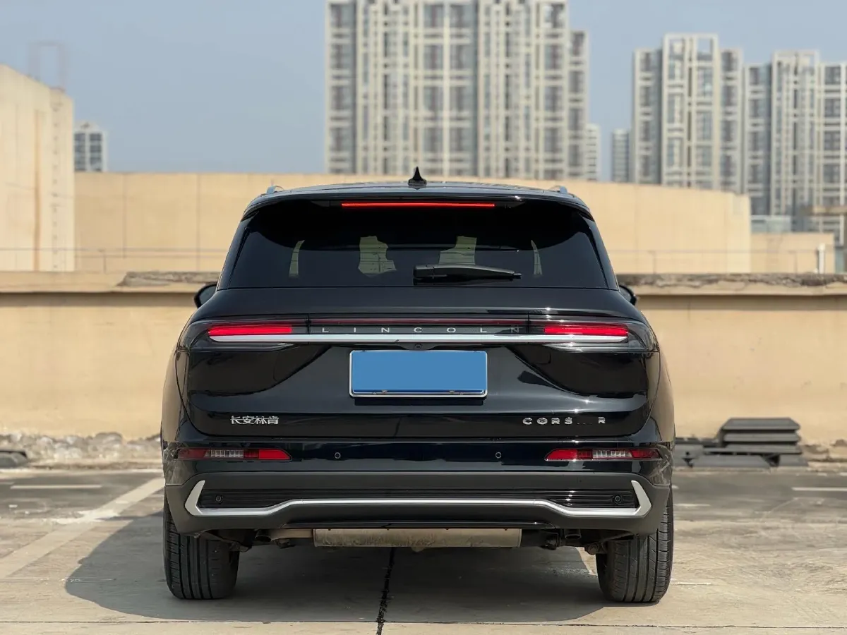 2023 Lincoln Corsair 2.0T 261HP L4 8AT,autocango,china used car exporter,china ev exporter,chinese used car exporter,chinese used ev exporter