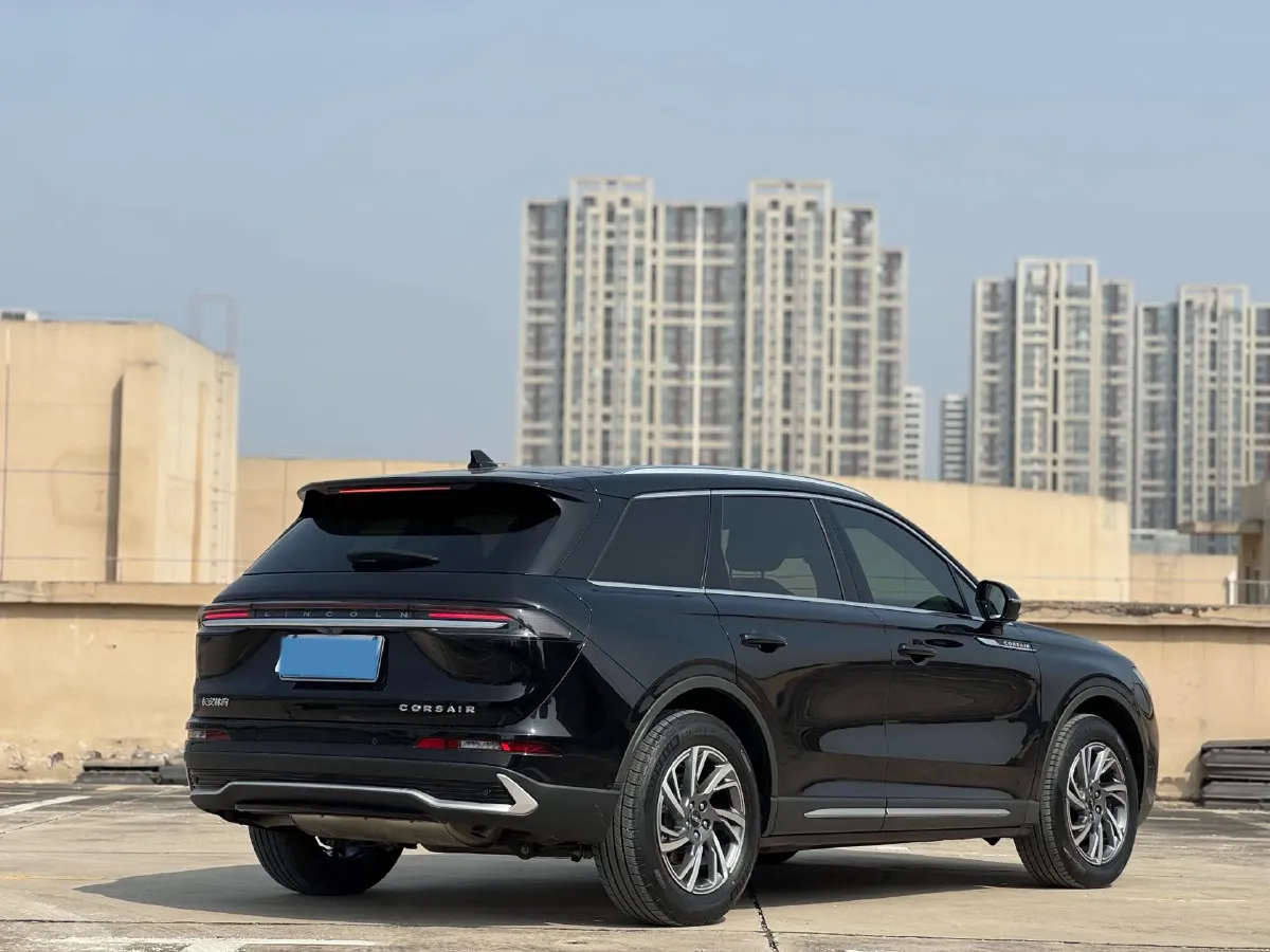 2023 Lincoln Corsair 2.0T 261HP L4 8AT,autocango,china used car exporter,china ev exporter,chinese used car exporter,chinese used ev exporter