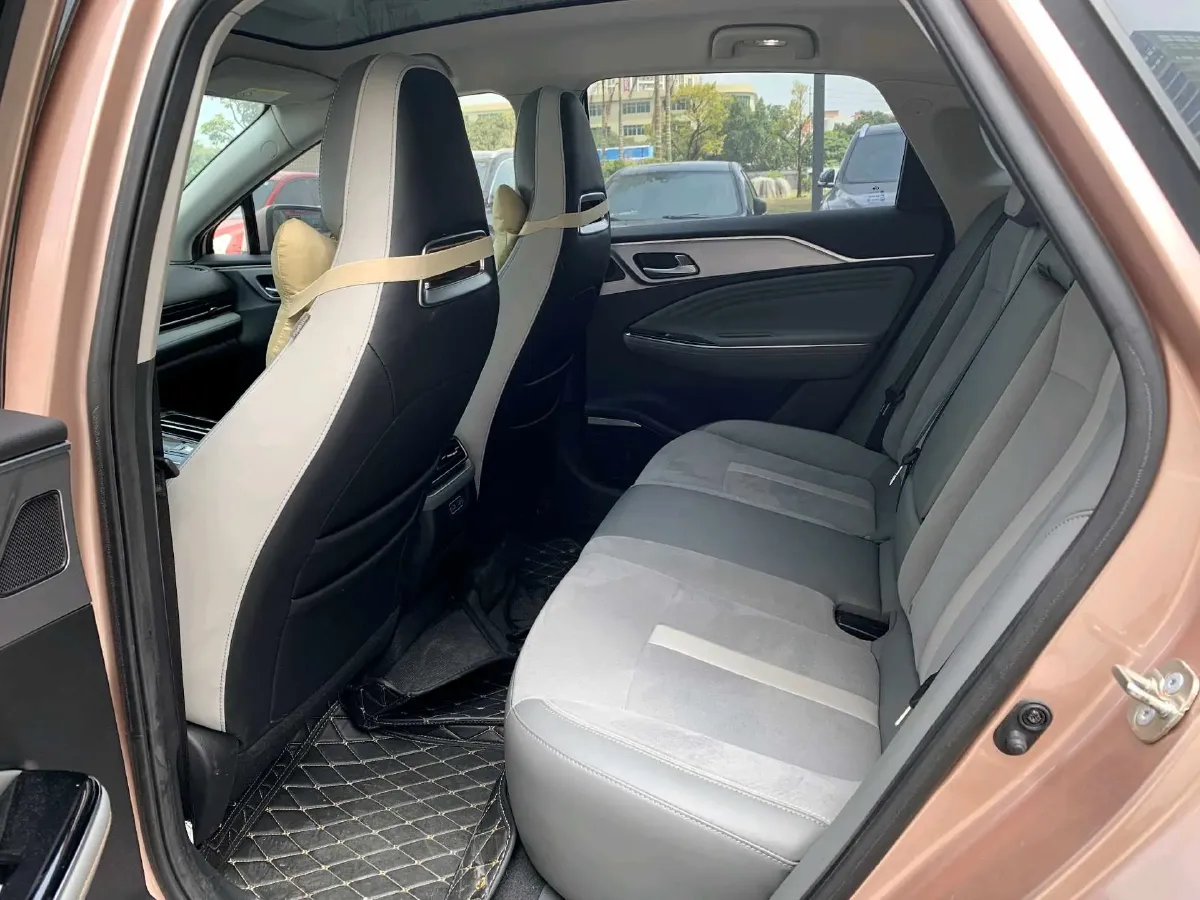 2022 ChangAn Oshan Z6 1.5T 170HP L4 6TCT PHEV 28.4KWH,autocango,china used car exporter,china ev exporter,chinese used car exporter,chinese used ev exporter