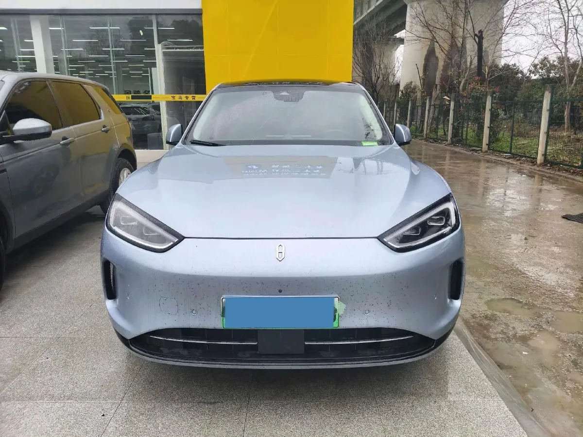 2022 JMC YuHu 7 2.0T 141HP L4 8AT,autocango,china used car exporter,china ev exporter,chinese used car exporter,chinese used ev exporter