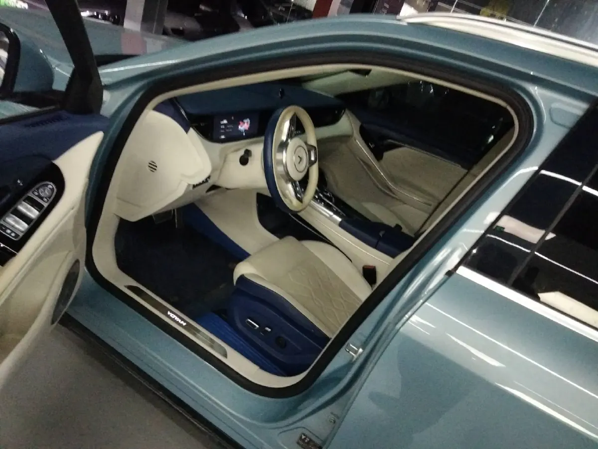 2021 Voyah FREE Range Extended 109HP REEV 33KWH,autocango,china used car exporter,china ev exporter,chinese used car exporter,chinese used ev exporter