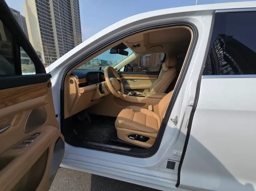 2024 AITO AITO M5 1.5T 152HP L4 REEV 42KWH,autocango,china used car exporter,china ev exporter,chinese used car exporter,chinese used ev exporter