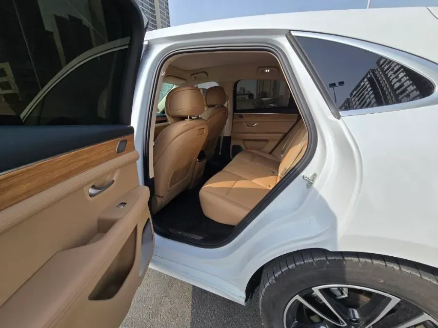 2024 AITO AITO M5 1.5T 152HP L4 REEV 42KWH,autocango,china used car exporter,china ev exporter,chinese used car exporter,chinese used ev exporter