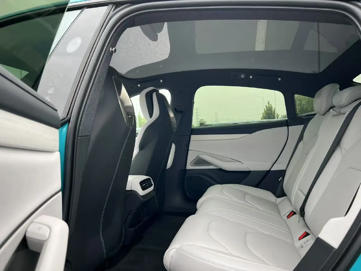 2024 MI SU7 BEV 94.3KWH,autocango,china used car exporter,china ev exporter,chinese used car exporter,chinese used ev exporter