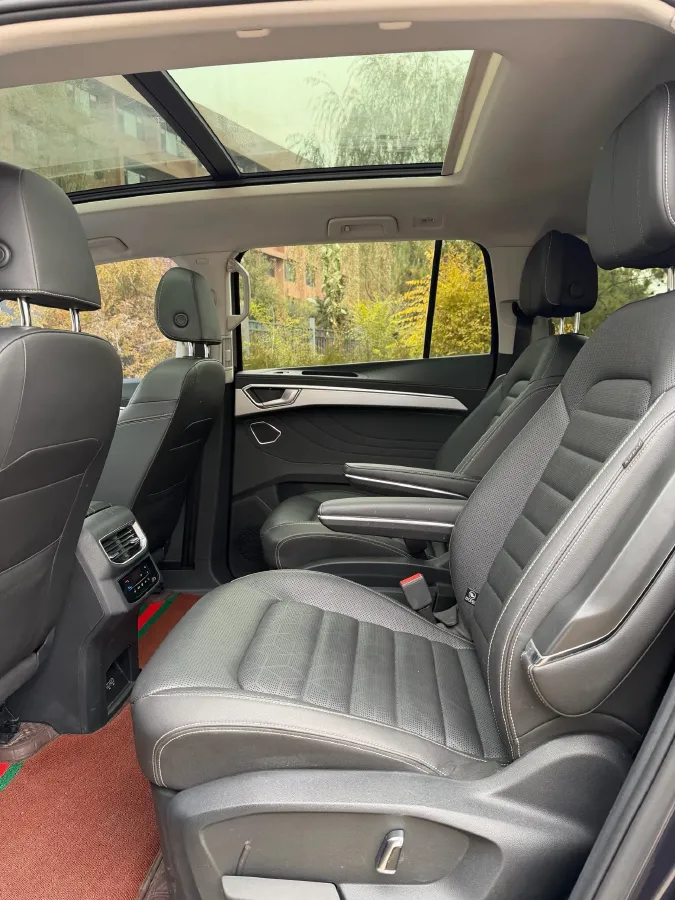 2021 Volkswagen Talagon 2.0T 220HP L4 7DCT,autocango,china used car exporter,china ev exporter,chinese used car exporter,chinese used ev exporter