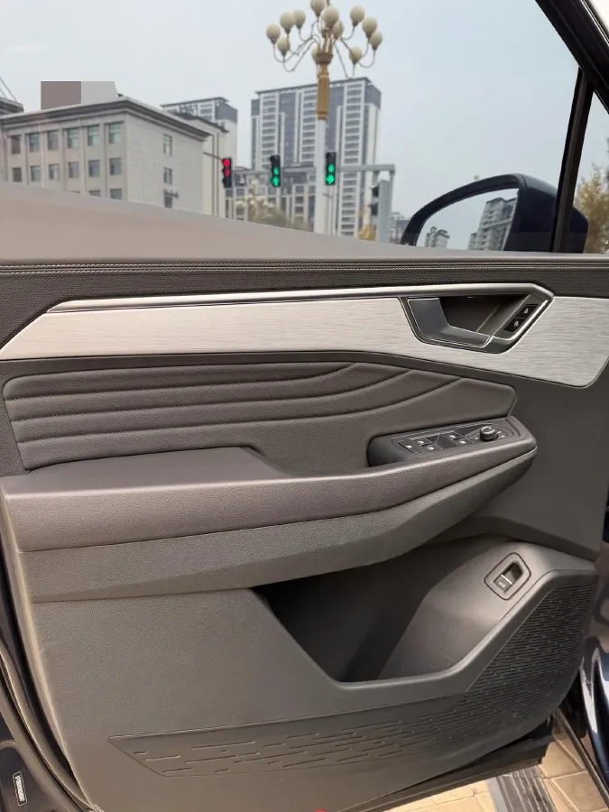 2021 Volkswagen Talagon 2.0T 220HP L4 7DCT,autocango,china used car exporter,china ev exporter,chinese used car exporter,chinese used ev exporter