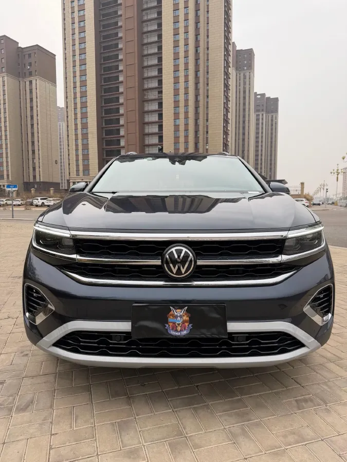 2021 Volkswagen Talagon 2.0T 220HP L4 7DCT,autocango,china used car exporter,china ev exporter,chinese used car exporter,chinese used ev exporter