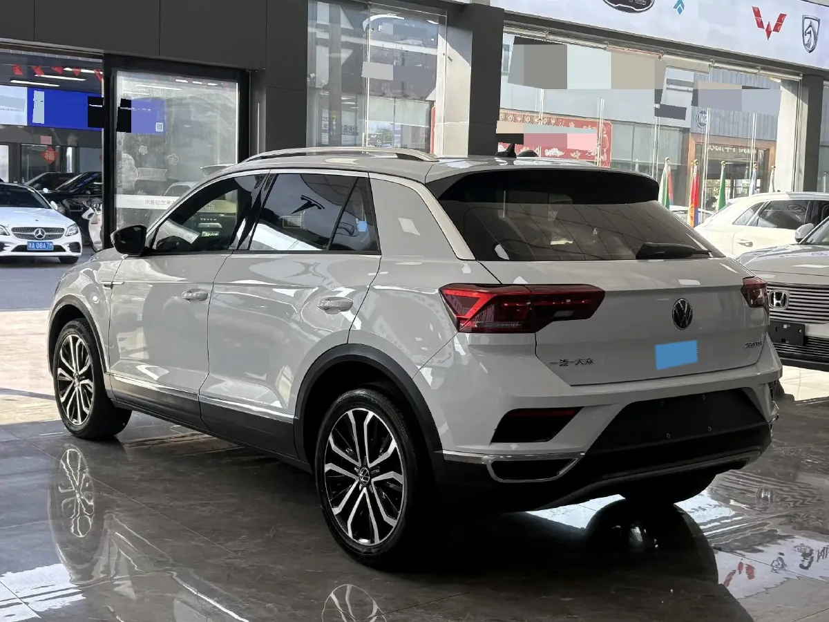 2022 Volkswagen T-Roc 1.4T 150HP L4 7DCT,autocango,china used car exporter,china ev exporter,chinese used car exporter,chinese used ev exporter
