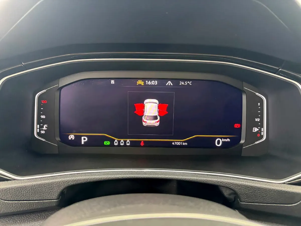 2022 Volkswagen T-Roc 1.4T 150HP L4 7DCT,autocango,china used car exporter,china ev exporter,chinese used car exporter,chinese used ev exporter