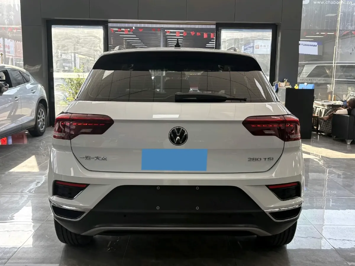 2022 Volkswagen T-Roc 1.4T 150HP L4 7DCT,autocango,china used car exporter,china ev exporter,chinese used car exporter,chinese used ev exporter