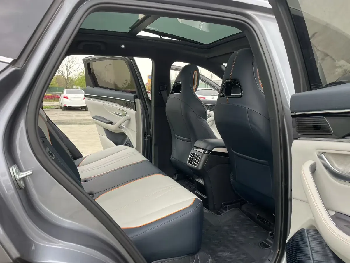 2022 Hyundai Tucson 2.0L 150HP L4 6AT Hybrid,autocango,china used car exporter,china ev exporter,chinese used car exporter,chinese used ev exporter