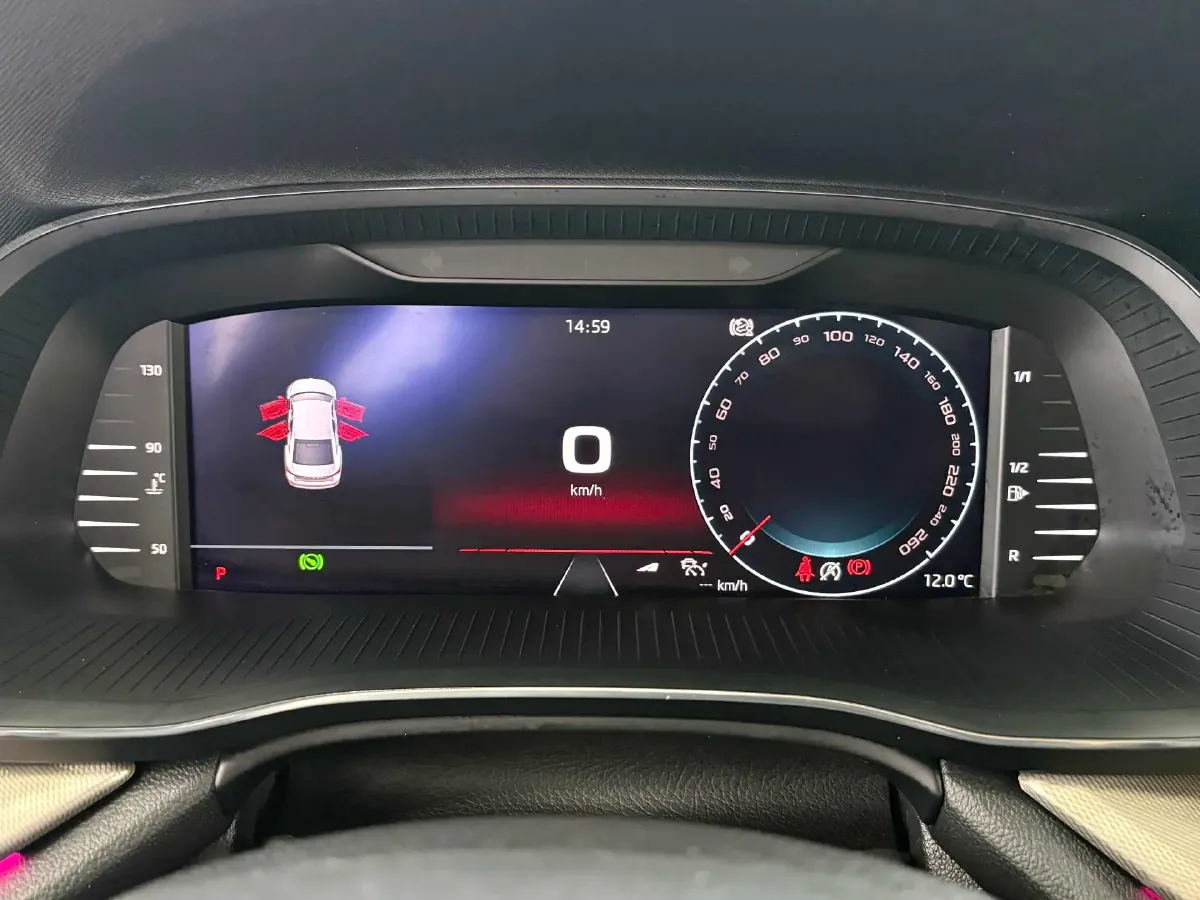 2022 Skoda Octavia 1.4T 150HP L4 7DCT,autocango,china used car exporter,china ev exporter,chinese used car exporter,chinese used ev exporter