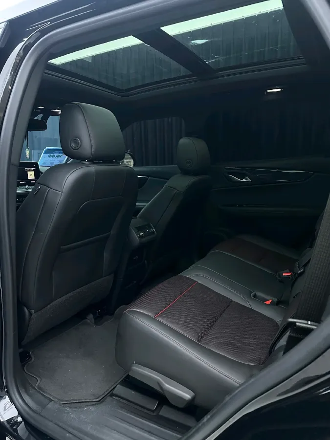 2020 Chevrolet Blazer 2.0T 237HP L4 9AT,autocango,china used car exporter,china ev exporter,chinese used car exporter,chinese used ev exporter