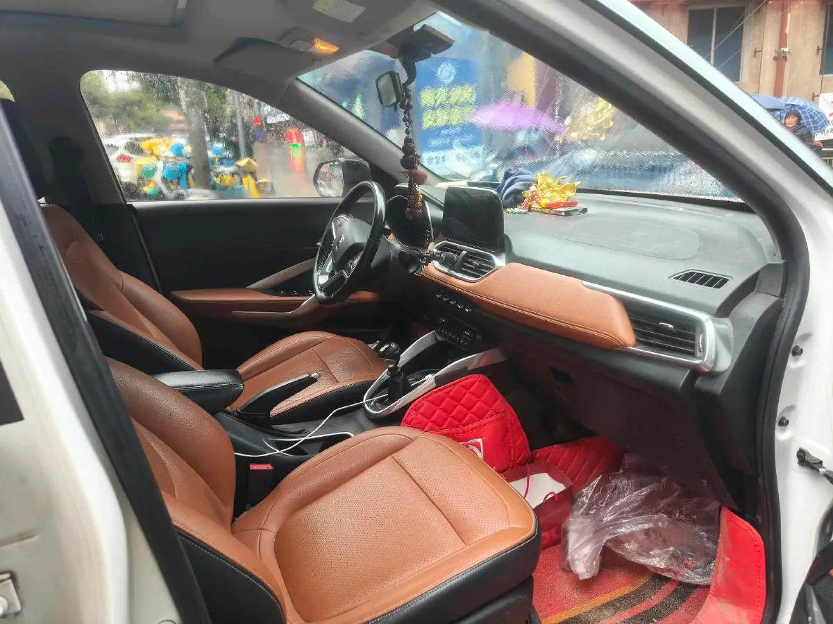 2019 BaoJun 510 1.5L 105HP L4 6MT,autocango,china used car exporter,china ev exporter,chinese used car exporter,chinese used ev exporter