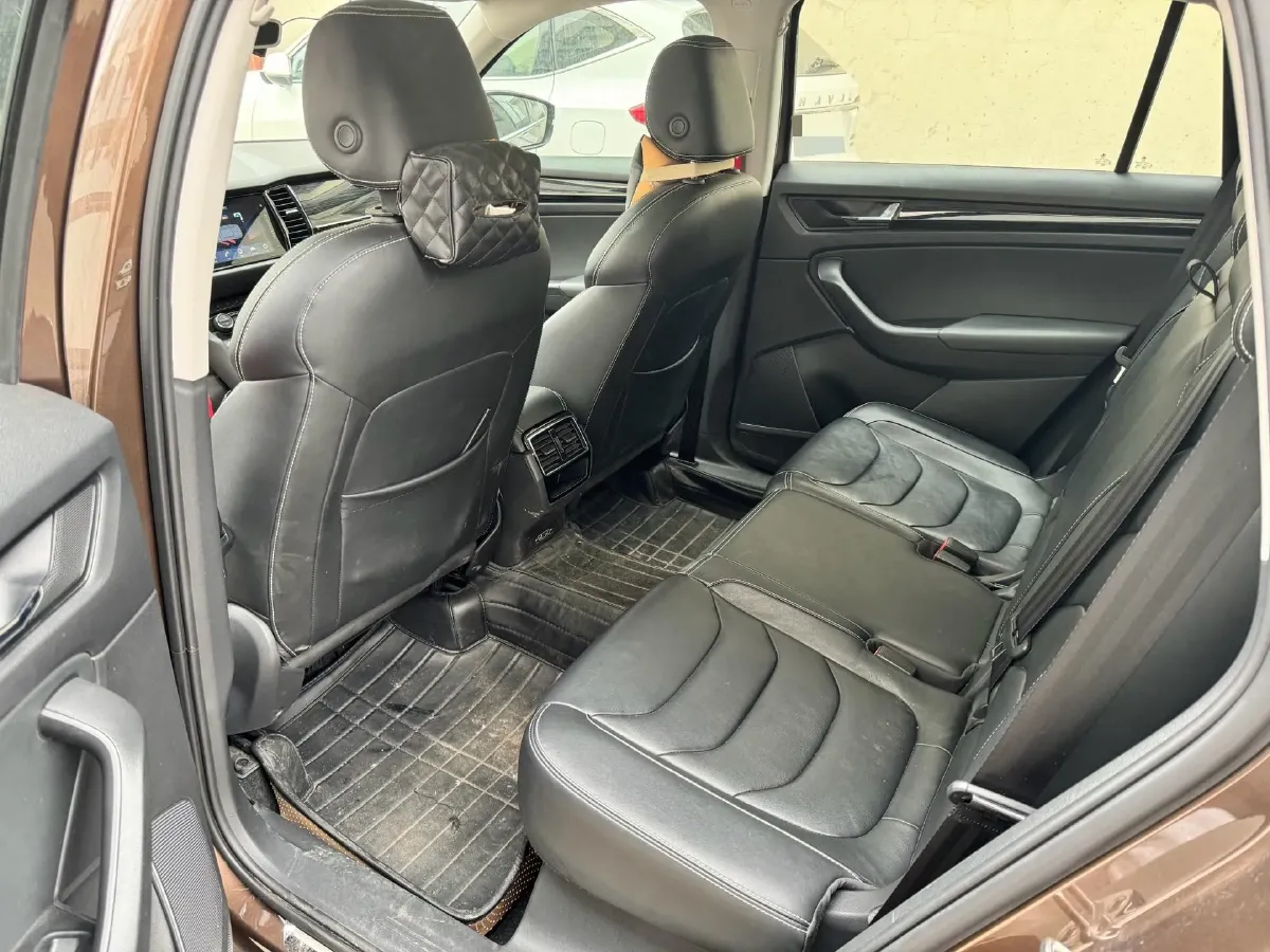 2018 Skoda Kodiak 2.0T 186HP L4 7DCT,autocango,china used car exporter,china ev exporter,chinese used car exporter,chinese used ev exporter