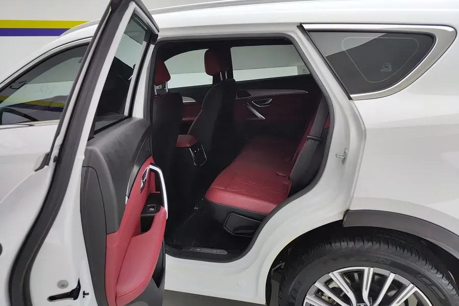 2024 Jetour X70 Plus 1.5T 156HP L4 6DCT,autocango,china used car exporter,china ev exporter,chinese used car exporter,chinese used ev exporter