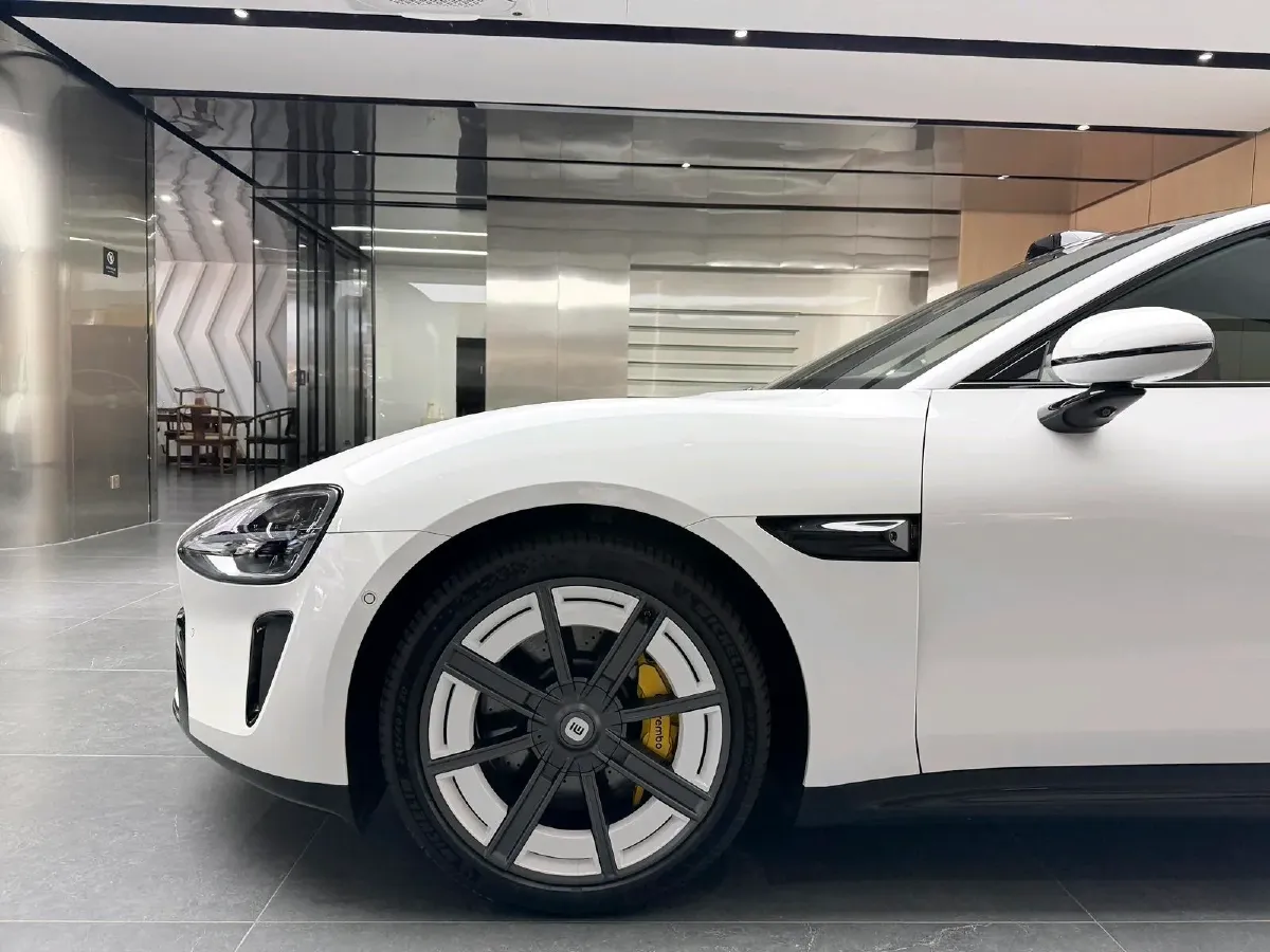 2024 MI SU7 BEV 101KWH,autocango,china used car exporter,china ev exporter,chinese used car exporter,chinese used ev exporter