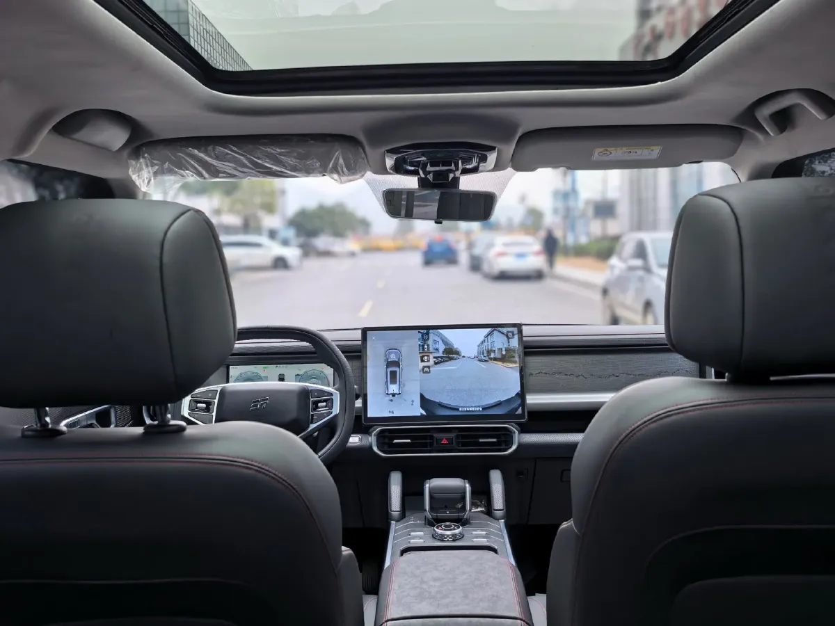 2023 Jetour Traveller 1.5T 184HP L4 7DCT,autocango,china used car exporter,china ev exporter,chinese used car exporter,chinese used ev exporter