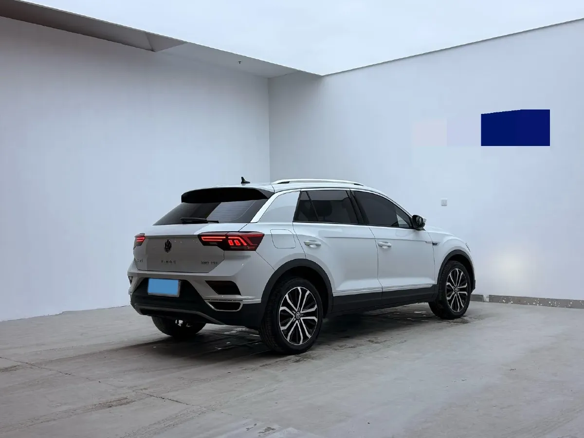 2021 Volkswagen T-Roc 1.4T 150HP L4 7DCT,autocango,china used car exporter,china ev exporter,chinese used car exporter,chinese used ev exporter