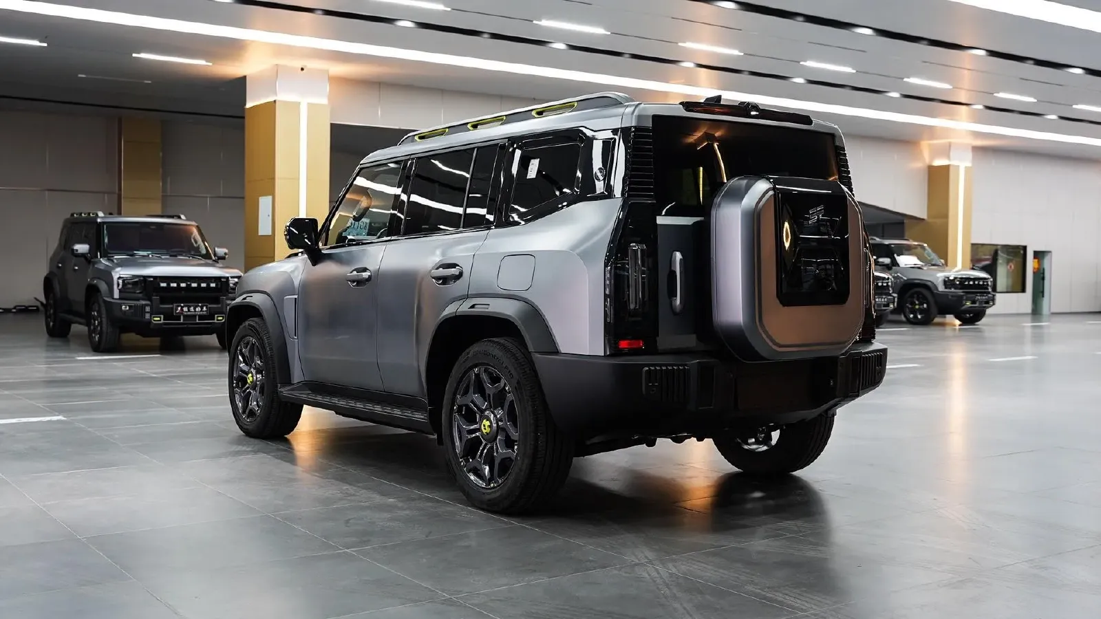 2024 Jetour ShanHai TravellerC-DM 1.5T 156HP L4 3DHT PHEV 43.24KWH,autocango,china used car exporter,china ev exporter,chinese used car exporter,chinese used ev exporter