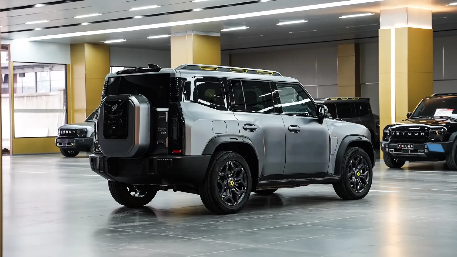 2024 Jetour ShanHai TravellerC-DM 1.5T 156HP L4 3DHT PHEV 43.24KWH,autocango,china used car exporter,china ev exporter,chinese used car exporter,chinese used ev exporter