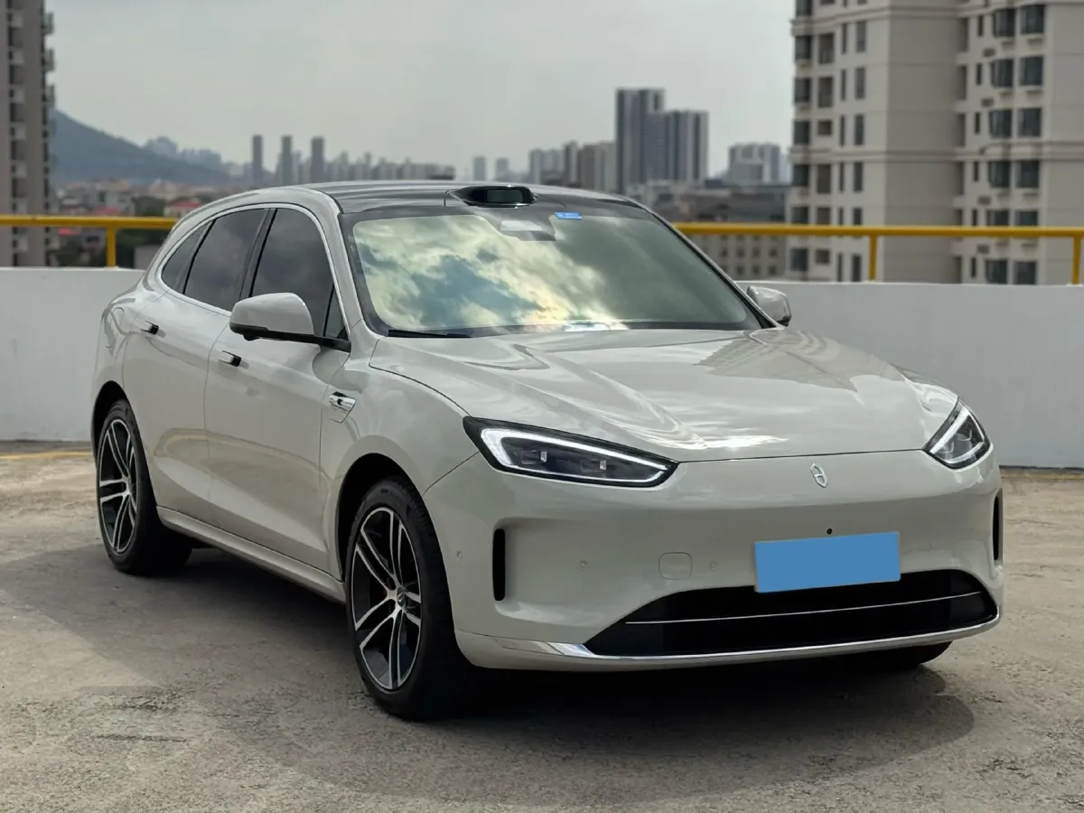 2025 AITO AITO M5 1.5T 152HP L4 REEV 42KWH,autocango,china used car exporter,china ev exporter,chinese used car exporter,chinese used ev exporter