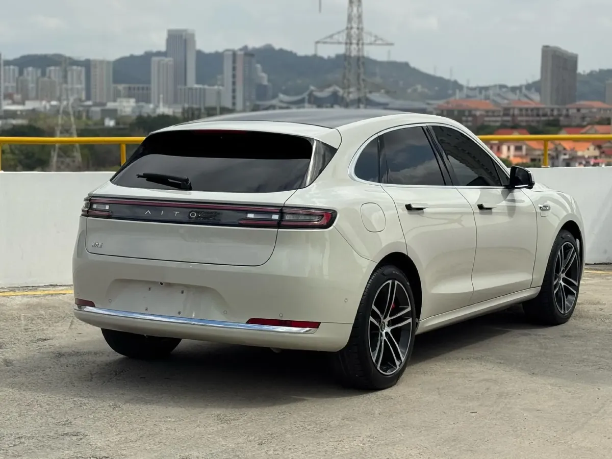 2025 AITO AITO M5 1.5T 152HP L4 REEV 42KWH,autocango,china used car exporter,china ev exporter,chinese used car exporter,chinese used ev exporter