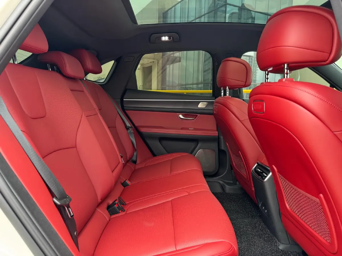 2025 AITO AITO M5 1.5T 152HP L4 REEV 42KWH,autocango,china used car exporter,china ev exporter,chinese used car exporter,chinese used ev exporter