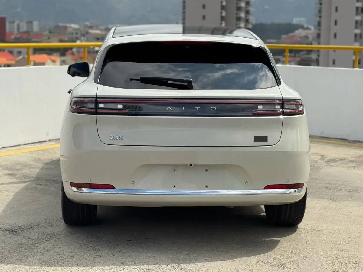2025 AITO AITO M5 1.5T 152HP L4 REEV 42KWH,autocango,china used car exporter,china ev exporter,chinese used car exporter,chinese used ev exporter