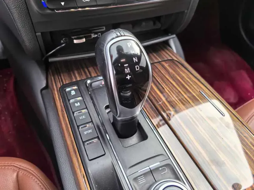 2020 Maserati Ghibli 3.0T 350HP V6 8AT,autocango,china used car exporter,china ev exporter,chinese used car exporter,chinese used ev exporter