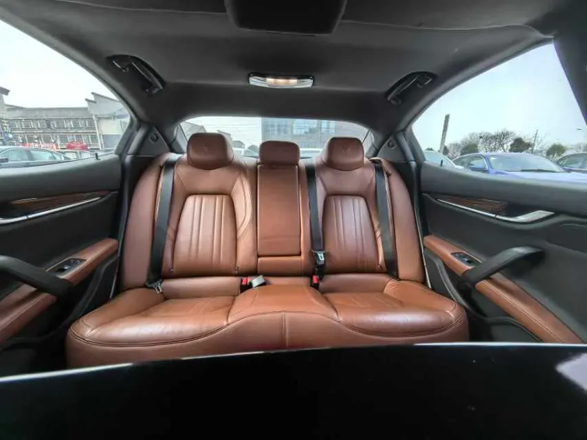 2020 Maserati Ghibli 3.0T 350HP V6 8AT,autocango,china used car exporter,china ev exporter,chinese used car exporter,chinese used ev exporter