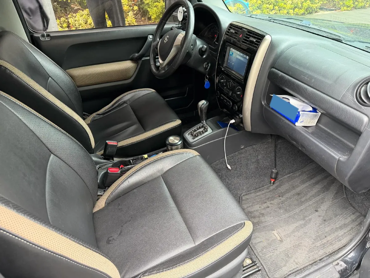 2015 Suzuki Jimny 1.3L 85HP L4 4AT,autocango,china used car exporter,china ev exporter,chinese used car exporter,chinese used ev exporter