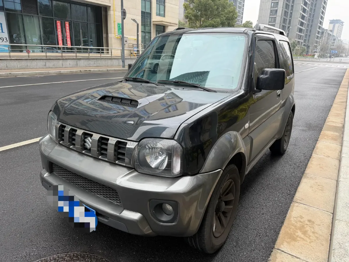 2015 Suzuki Jimny 1.3L 85HP L4 4AT,autocango,china used car exporter,china ev exporter,chinese used car exporter,chinese used ev exporter