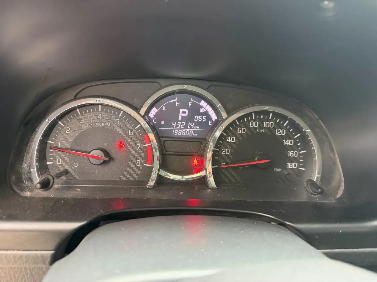 2015 Suzuki Jimny 1.3L 85HP L4 4AT,autocango,china used car exporter,china ev exporter,chinese used car exporter,chinese used ev exporter