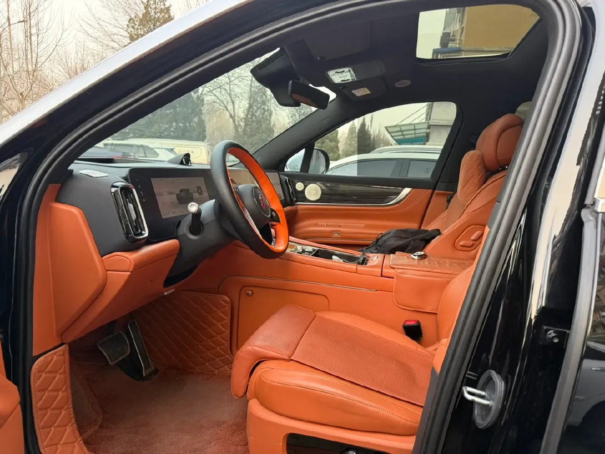 2024 AITO AITO M9 1.5T 152HP L4 REEV 42KWH,autocango,china used car exporter,china ev exporter,chinese used car exporter,chinese used ev exporter