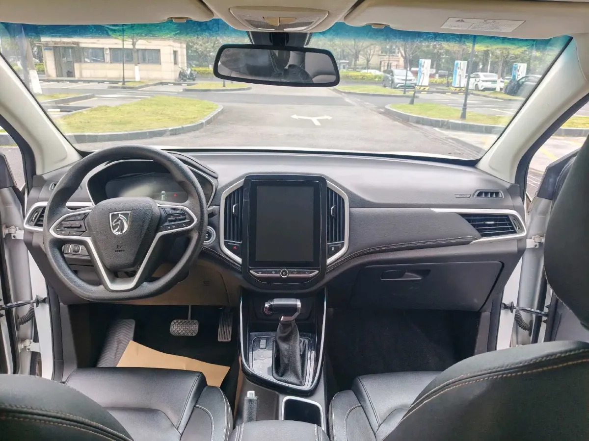 2020 HanTeng X5 1.5T 156HP L4 6AT,autocango,china used car exporter,china ev exporter,chinese used car exporter,chinese used ev exporter