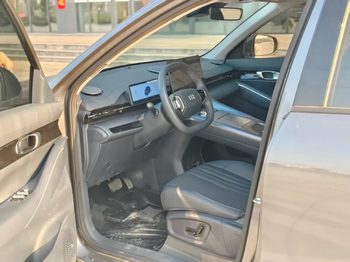 2024 YuanChen Super Van BEV 51KWH,autocango,china used car exporter,china ev exporter,chinese used car exporter,chinese used ev exporter