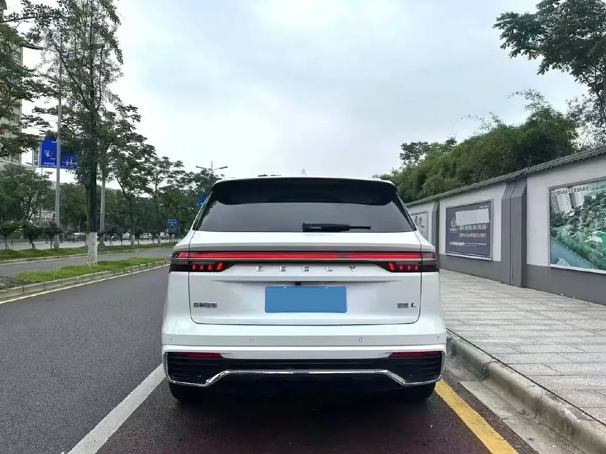 2021 Geely Monjaro 2.0T 218HP L4 7DCT,autocango,china used car exporter,china ev exporter,chinese used car exporter,chinese used ev exporter