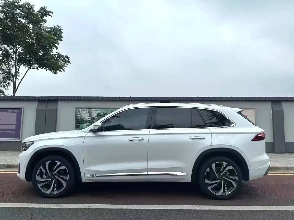 2021 Geely Monjaro 2.0T 218HP L4 7DCT,autocango,china used car exporter,china ev exporter,chinese used car exporter,chinese used ev exporter