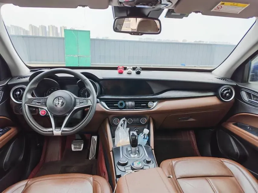 2017 Lexus NX 2.0T 238HP L4 6AT,autocango,china used car exporter,china ev exporter,chinese used car exporter,chinese used ev exporter