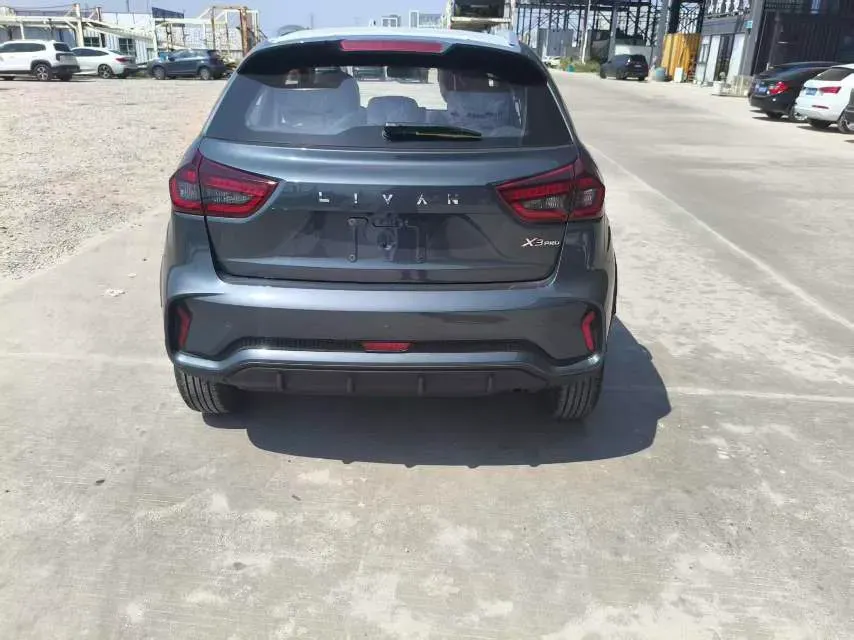 2024 Karry X6 1.6L 122HP L4 5MT,autocango,china used car exporter,china ev exporter,chinese used car exporter,chinese used ev exporter