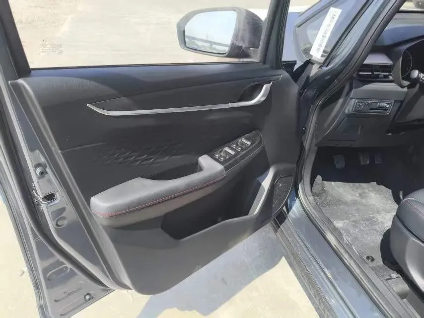 2024 Karry X6 1.6L 122HP L4 5MT,autocango,china used car exporter,china ev exporter,chinese used car exporter,chinese used ev exporter