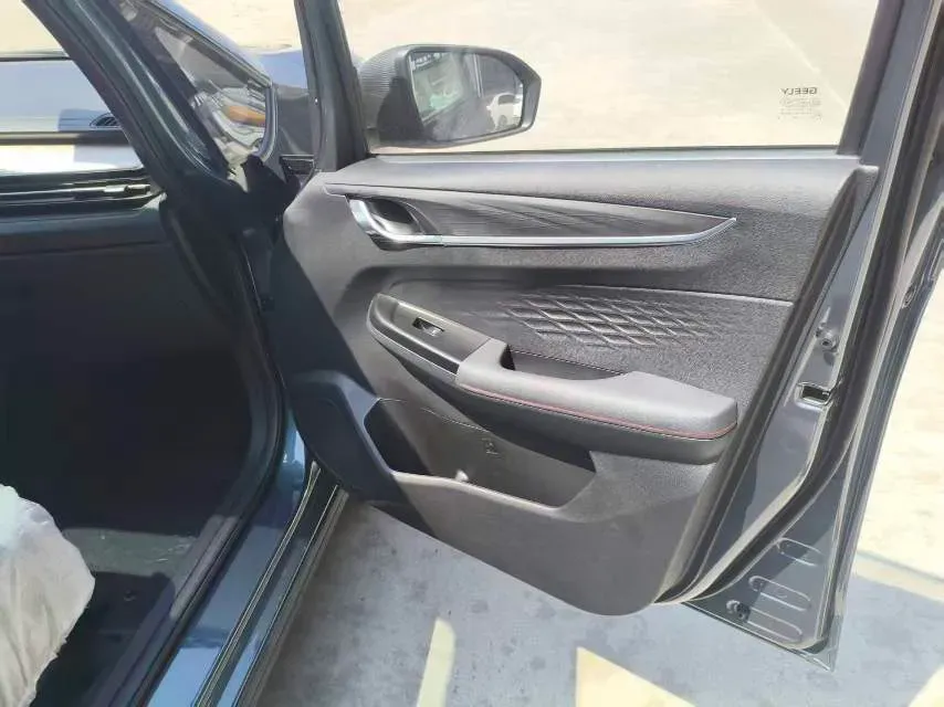 2024 Karry X6 1.6L 122HP L4 5MT,autocango,china used car exporter,china ev exporter,chinese used car exporter,chinese used ev exporter