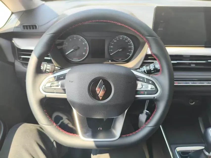 2024 Karry X6 1.6L 122HP L4 5MT,autocango,china used car exporter,china ev exporter,chinese used car exporter,chinese used ev exporter